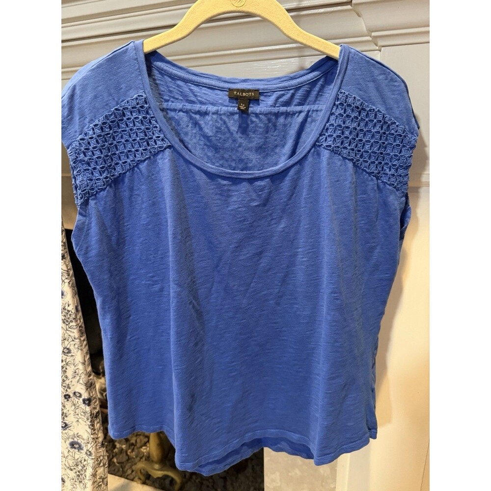 Talbots Sleeveless Blue Lp Top